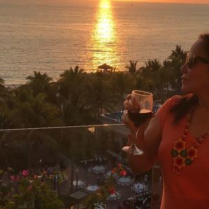 Meet your Posher, Veronica